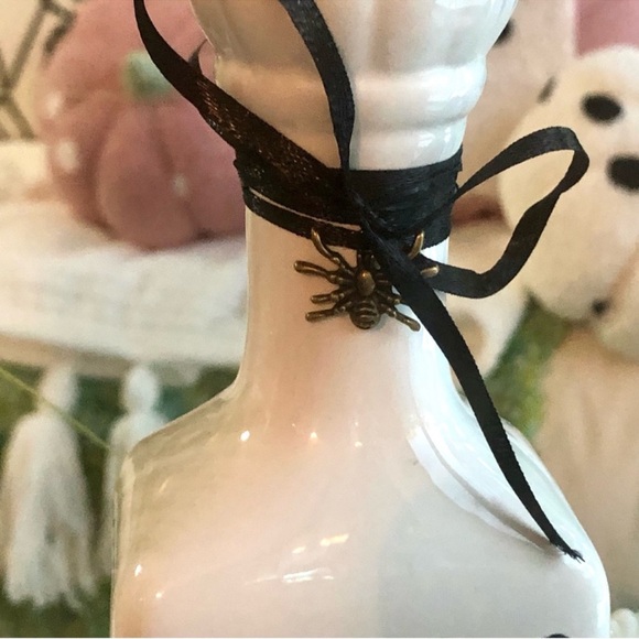 NEW! Bloody Mary’s Liquid Soap Halloween Goth Bottle - Picture 3 of 6